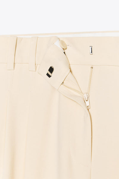 CALÇA LARGA COM PREGAS
