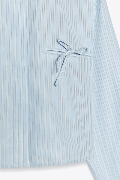 CAMISA COM LAÇOS