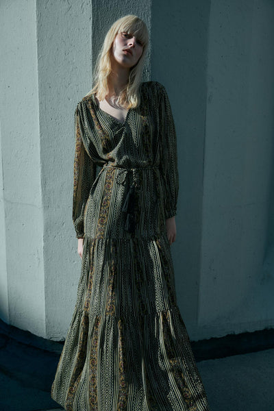 VESTIDO MIDI ESTAMPADO COM CINTO