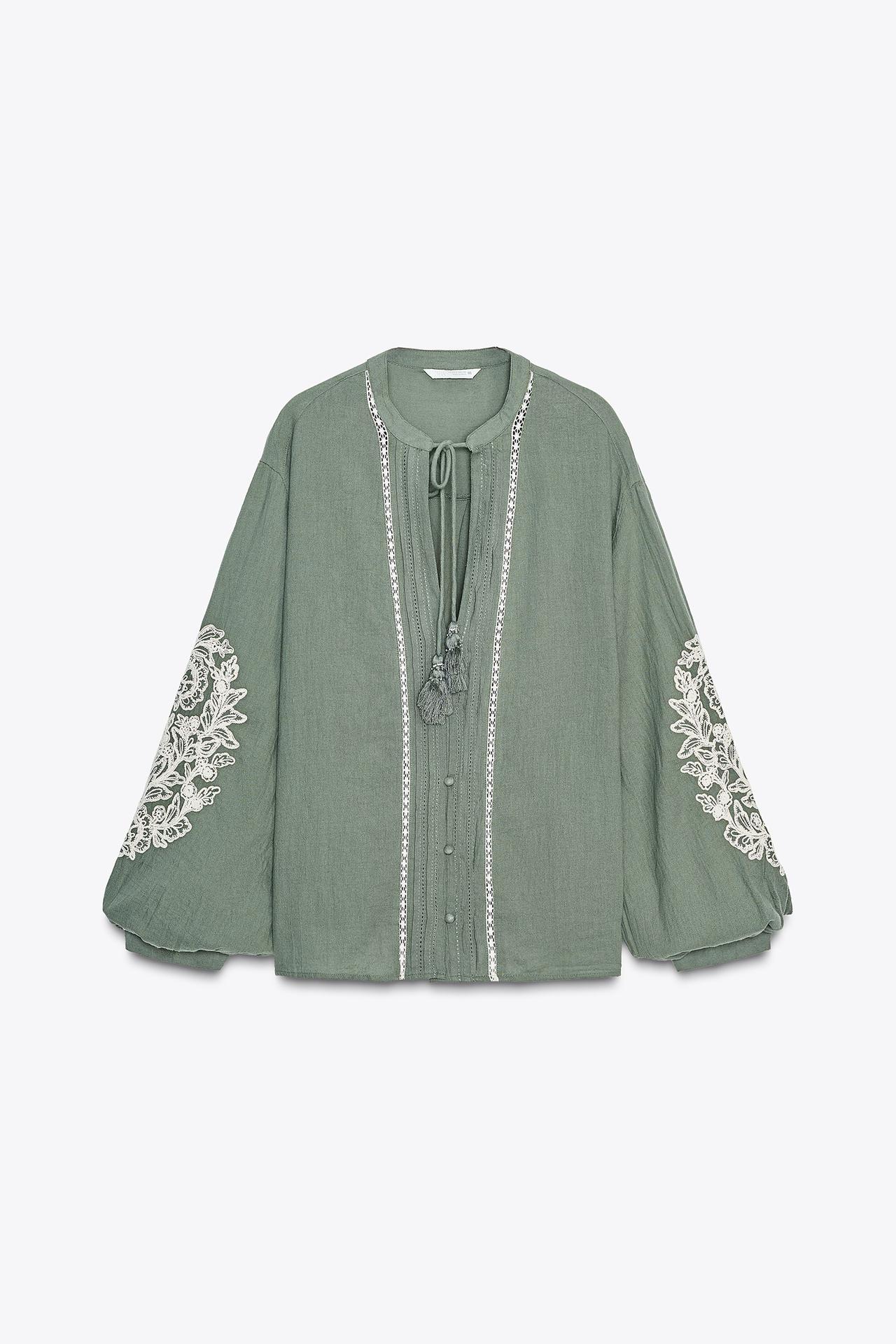 BLUSA RENDA PREGAS