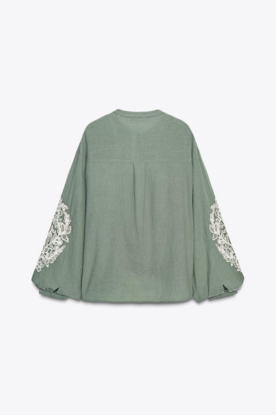 BLUSA RENDA PREGAS