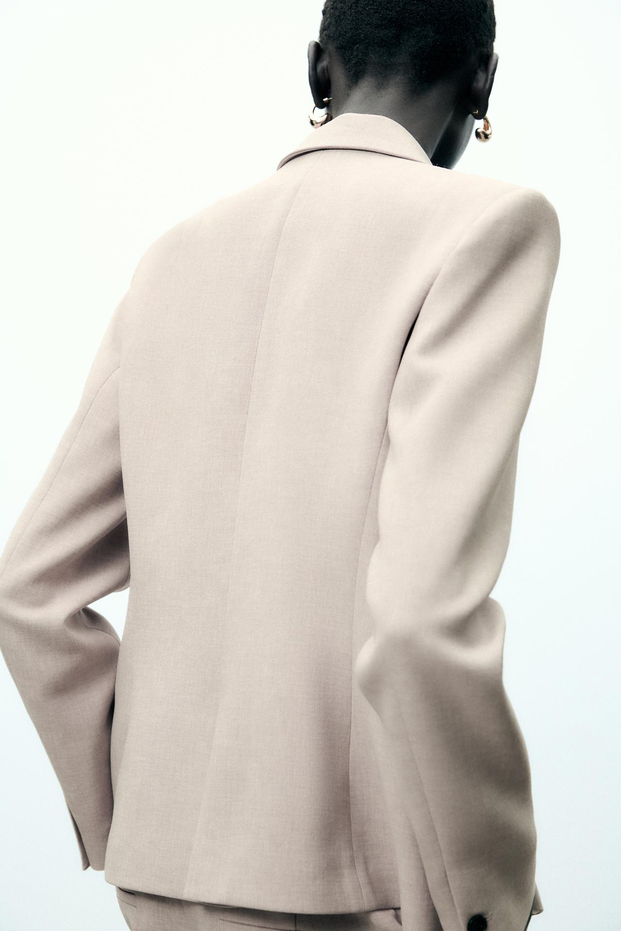 BLAZER DE GOLA COM LAPELA