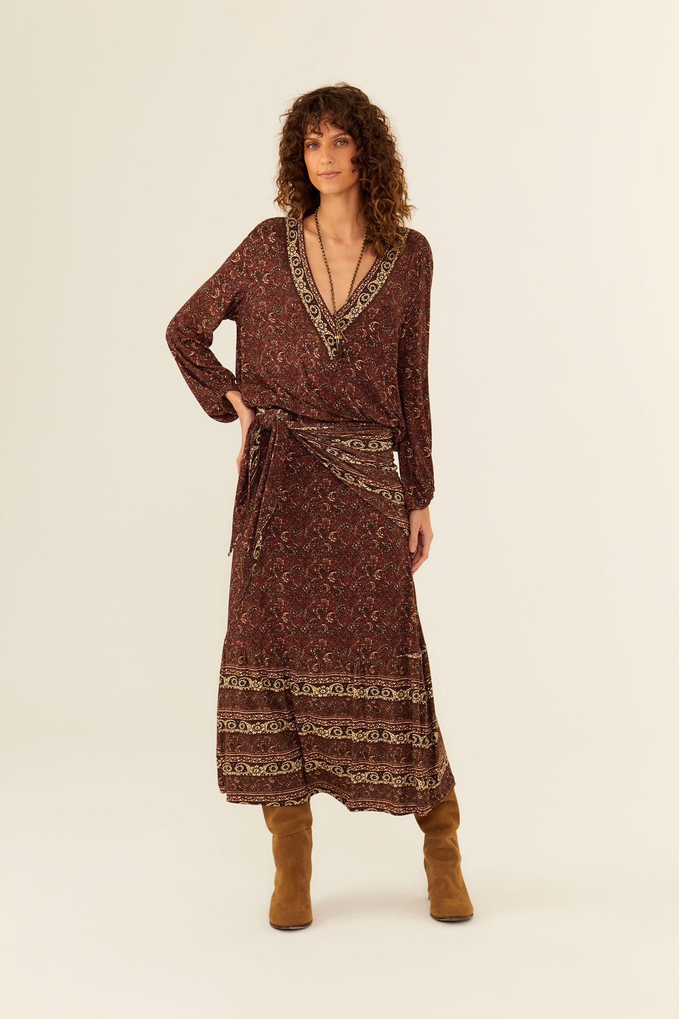 Saia Midi Estampa Oasis