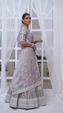 Conjunto Lehenga Artesanal Everglow em Chiffon